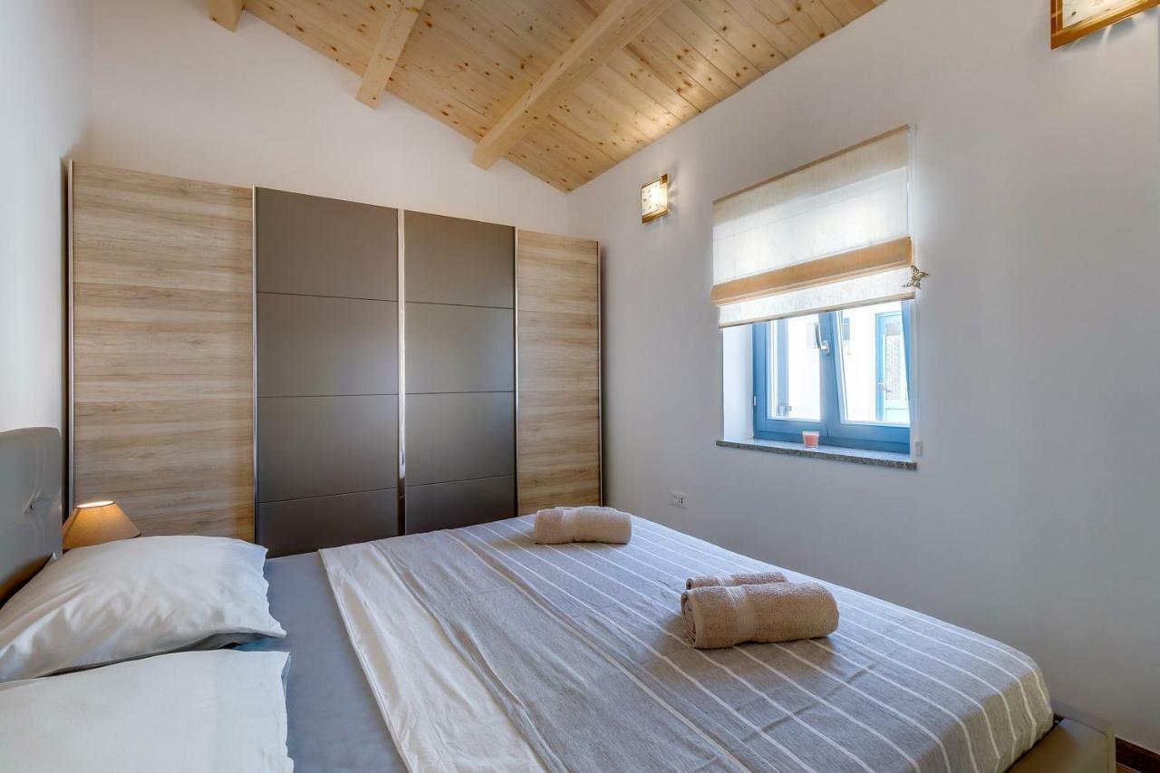 Apartments Relax Veli Losinj Exterior photo