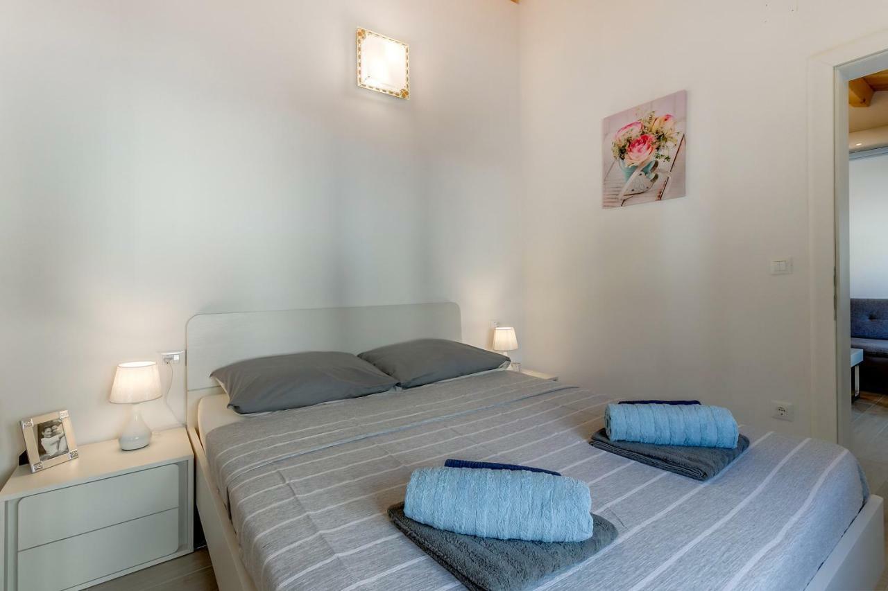 Apartments Relax Veli Losinj Exterior photo